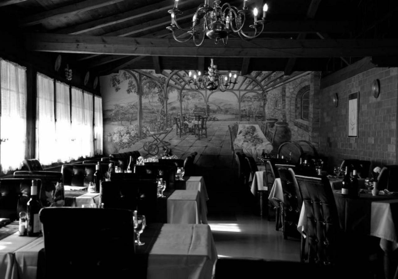 Motel Des Fleurs Servion Luaran gambar